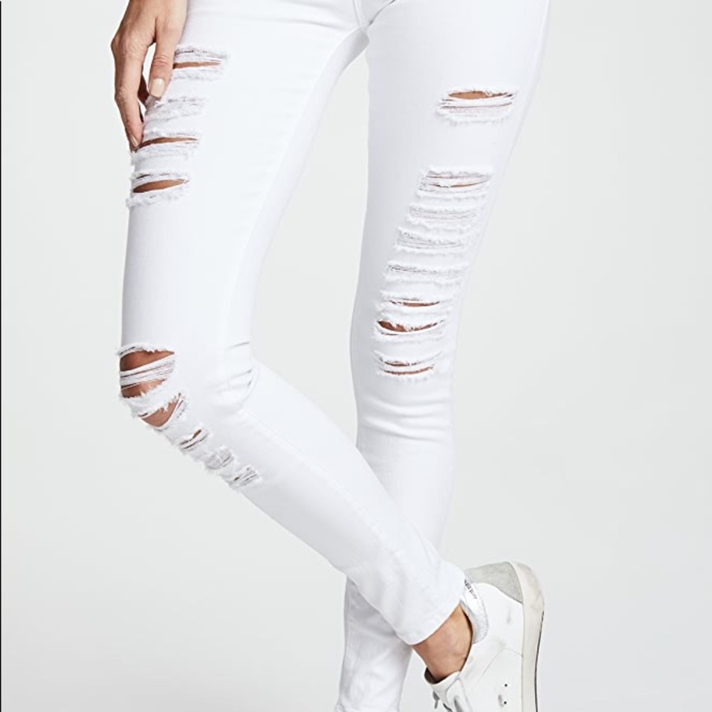 BARELY WORN FRAME SKINNY JEANS!!🤍✨